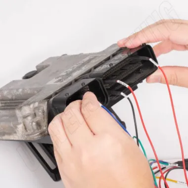 Supporto universale ECU per lettura a banco